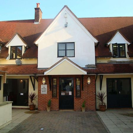 Stansted Skyline Hotel Great Dunmow Bagian luar foto